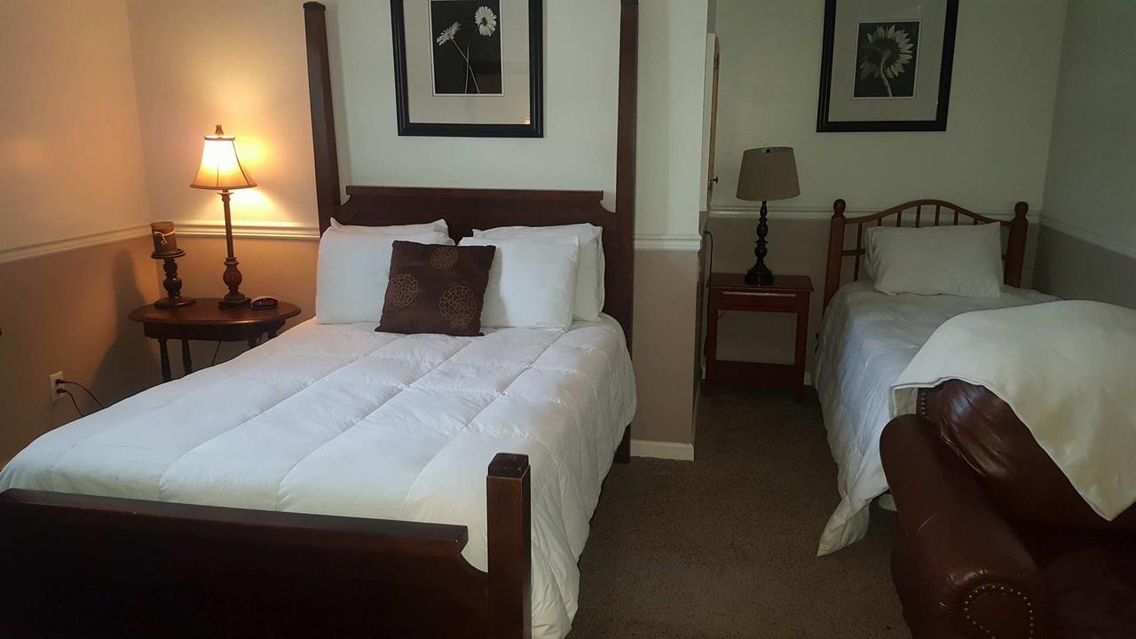 The Bradford Inn Towanda Eksteriør bilde